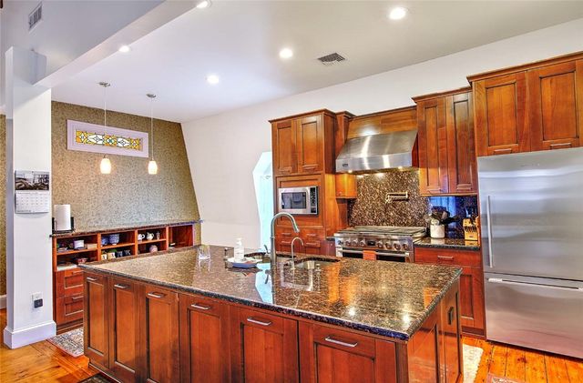 159 Sutton Street, Providence, RI 02903