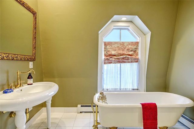 159 Sutton Street, Providence, RI 02903