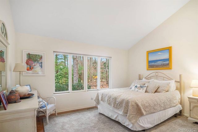 14 Indian Pipe Drive, Quogue, NY 11959