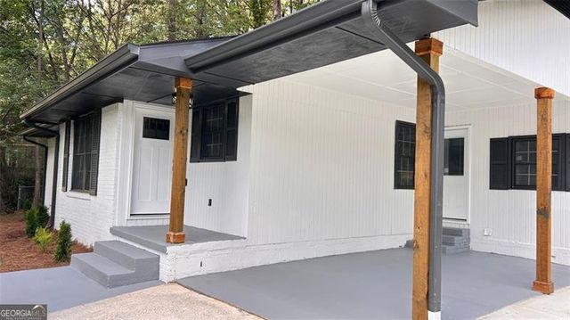 5324 JOAN OF ARC Place, Atlanta, GA 30349