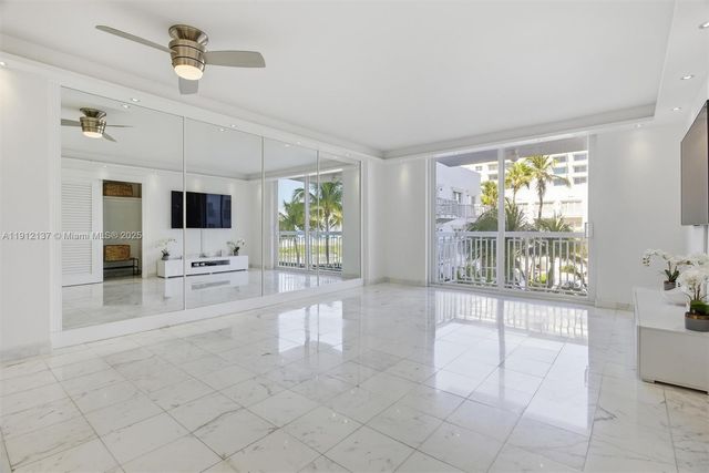 401 Ocean Dr 319, Miami Beach, FL 33139