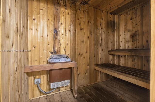 401 Ocean Dr 319, Miami Beach, FL 33139