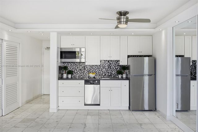 401 Ocean Dr 319, Miami Beach, FL 33139