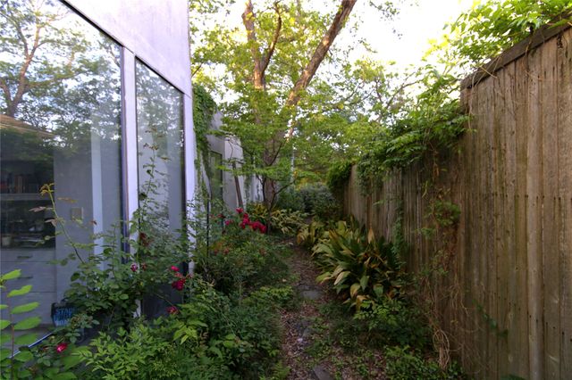 5108 Maple Springs Boulevard, Dallas, TX 75235