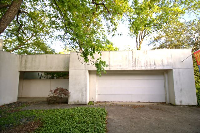 5108 Maple Springs Boulevard, Dallas, TX 75235