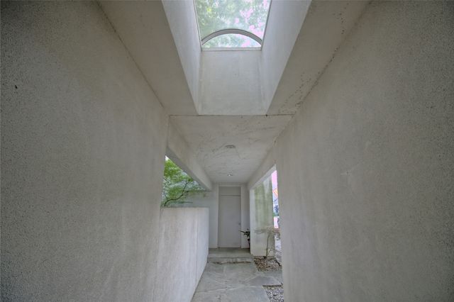 5108 Maple Springs Boulevard, Dallas, TX 75235