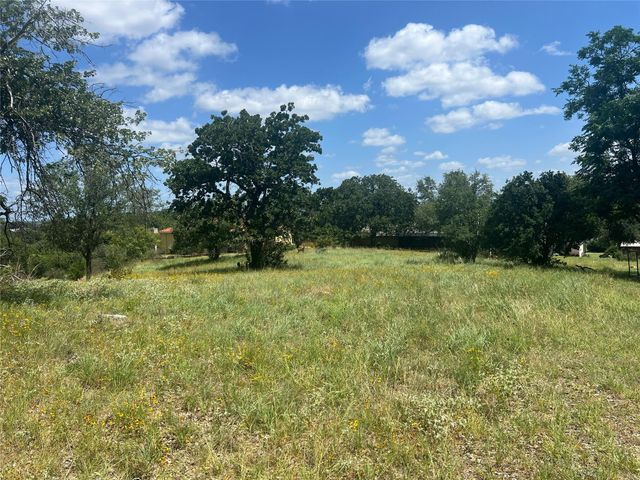 106 Comanche Agate, Horseshoe Bay, TX 78657