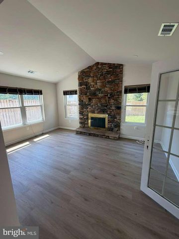 4012 BITTERN CT, Waldorf, MD 20603