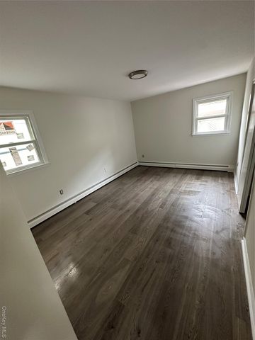 450 E Penn Street, Long Beach, NY 11561