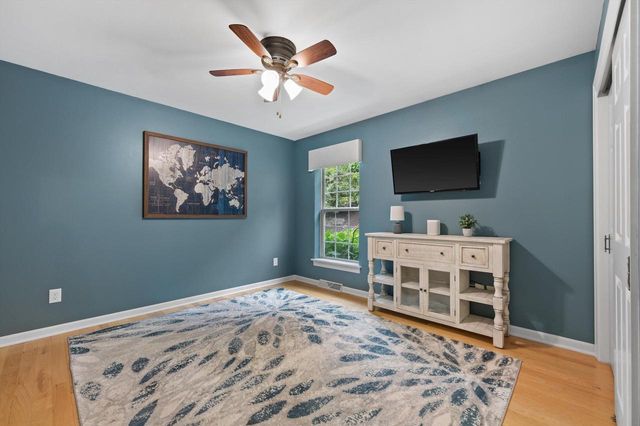 950 River Park DRIVE, Waukesha, WI 53189