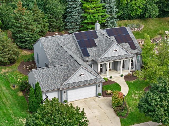 950 River Park DRIVE, Waukesha, WI 53189