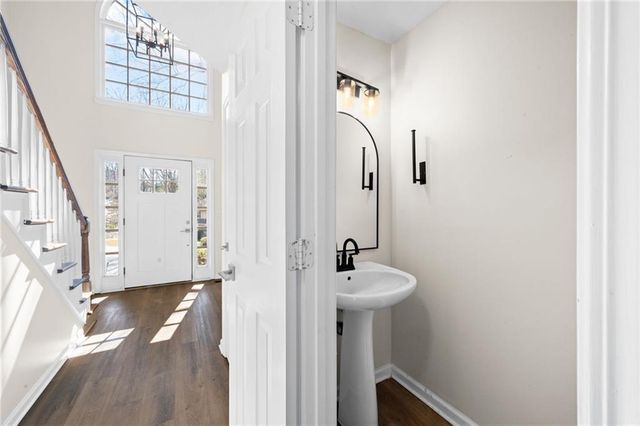 1332 Velvet Creek SW Way, Marietta, GA 30008