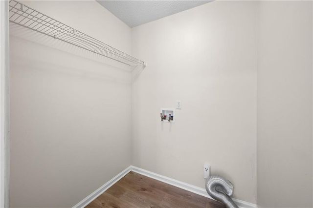 1332 Velvet Creek SW Way, Marietta, GA 30008