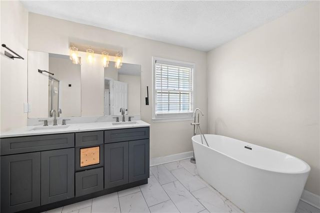 1332 Velvet Creek SW Way, Marietta, GA 30008