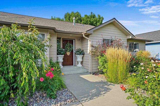 4908 W Barnes Rd, Spokane, WA 99208