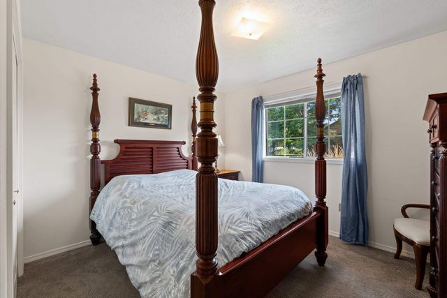 4908 W Barnes Rd, Spokane, WA 99208