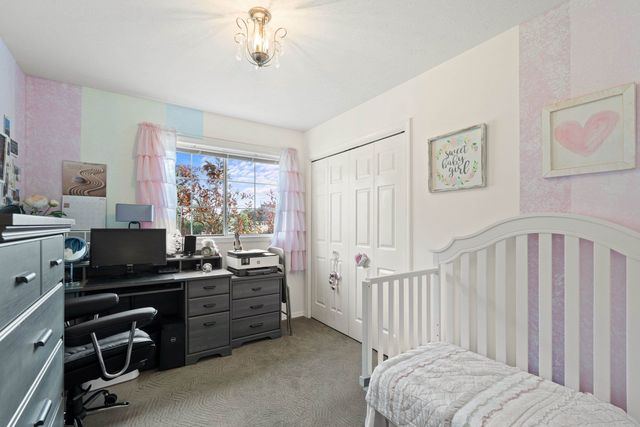 4908 W Barnes Rd, Spokane, WA 99208