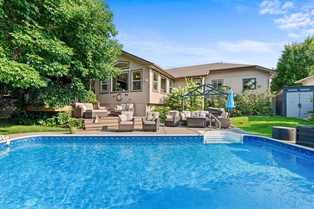 4908 W Barnes Rd, Spokane, WA 99208