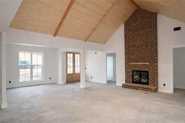 110 Vogel NE Street, Calhoun, GA 30701