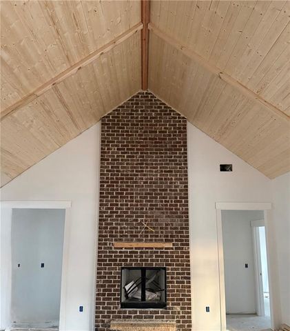 110 Vogel NE Street, Calhoun, GA 30701