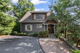39 Laurel Ridge Trail, Big Canoe, GA 30143