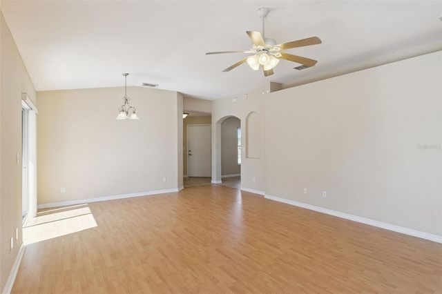 3343 LIVINGSTON WAY, Winter Haven, FL 33884