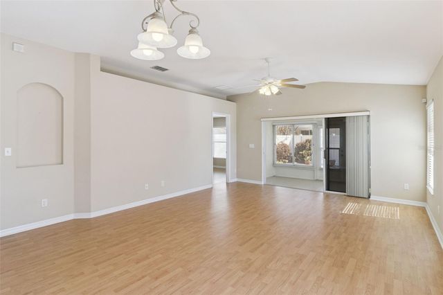 3343 LIVINGSTON WAY, Winter Haven, FL 33884