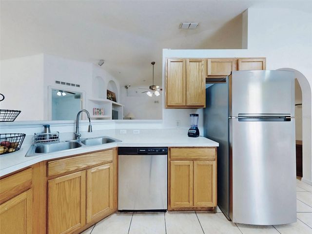 185 WINDING COVE AVENUE, Apopka, FL 32703