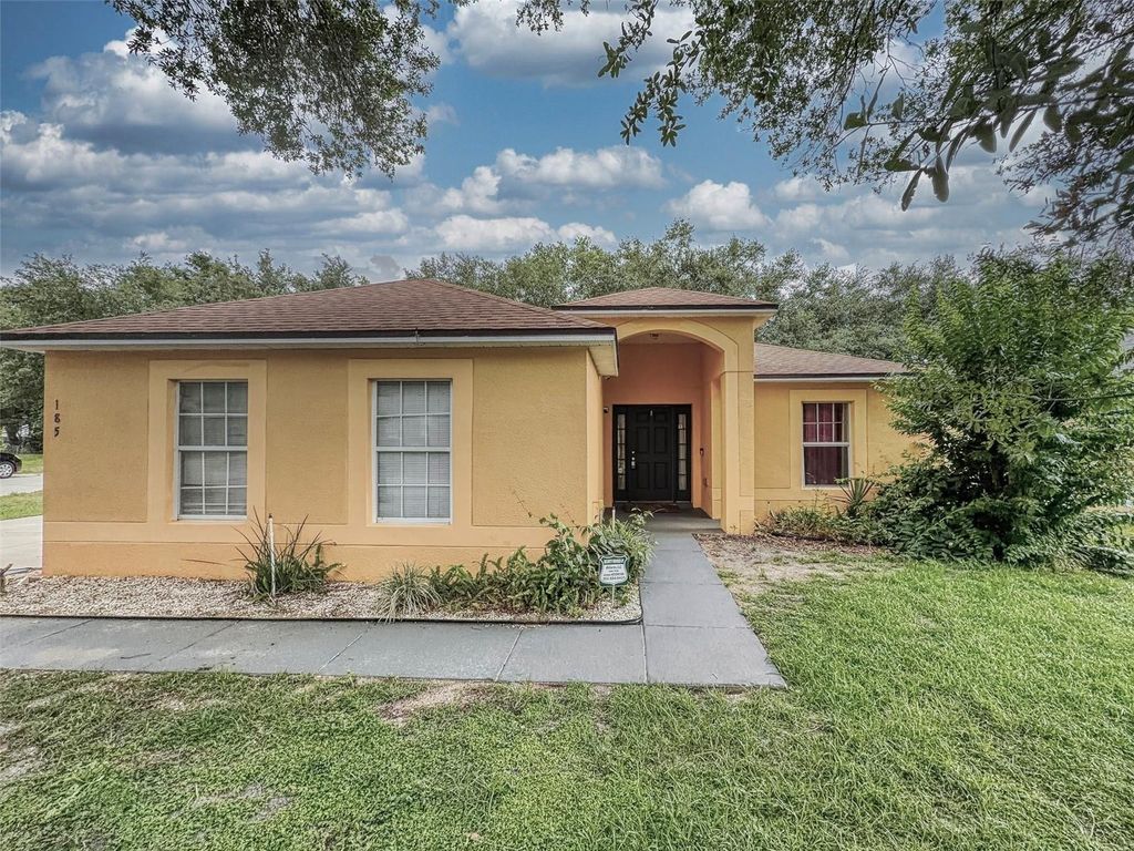 Image 1 of property listing at 185 WINDING COVE AVENUE, Apopka, FL 32703