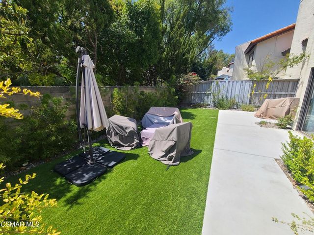 833 Shadow Lake Drive, Thousand Oaks, CA 91360