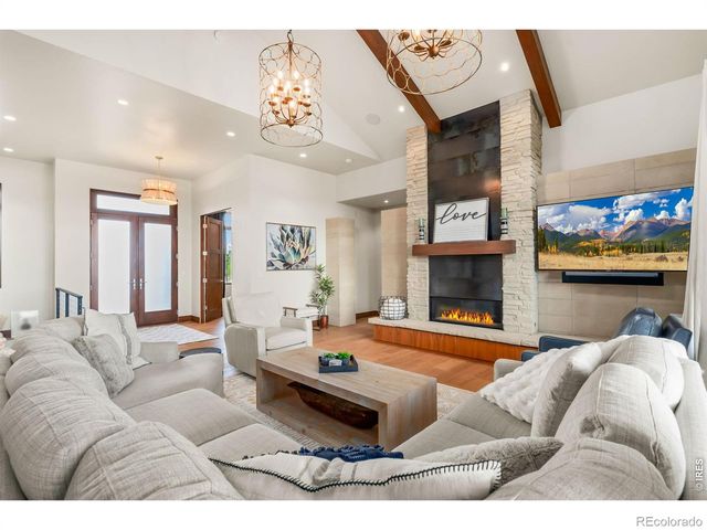 3922 Ridgeline Drive, Timnath, CO 80547