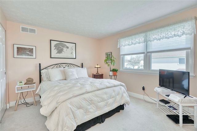 480 Nadine Drive, Webster, NY 14580