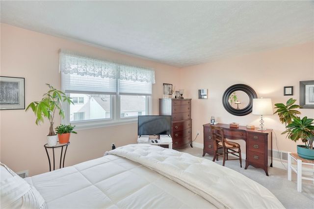 480 Nadine Drive, Webster, NY 14580