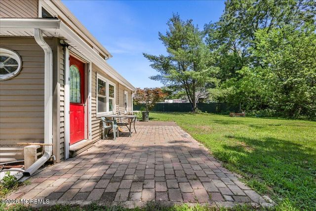 3 Lakewood Road, New Egypt, NJ 08533