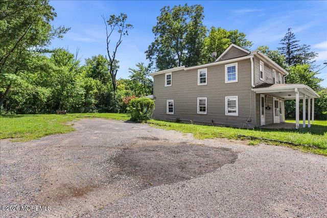 3 Lakewood Road, New Egypt, NJ 08533