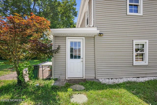 3 Lakewood Road, New Egypt, NJ 08533