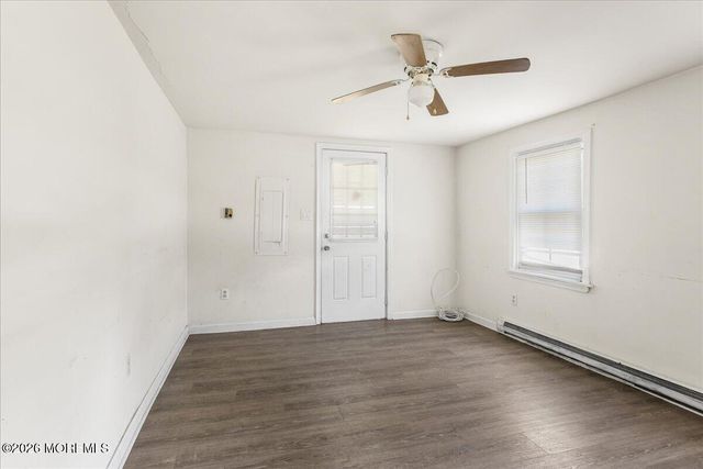 3 Lakewood Road, New Egypt, NJ 08533