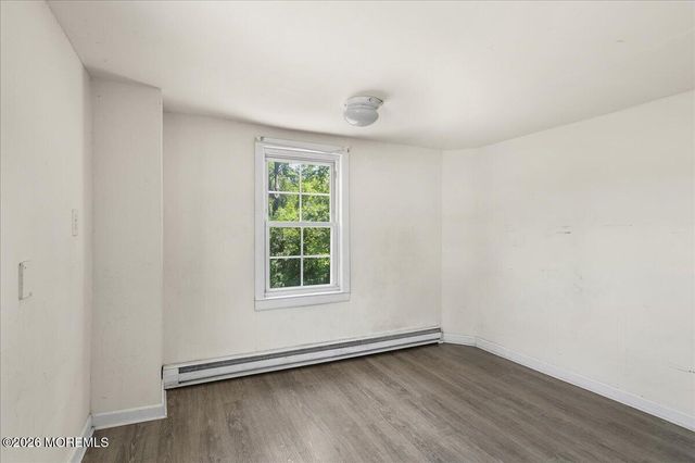 3 Lakewood Road, New Egypt, NJ 08533