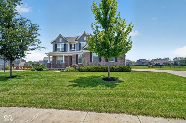 12987 Gilmour Drive, Fishers, IN 46037