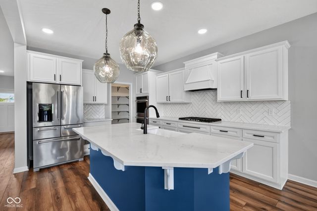 12987 Gilmour Drive, Fishers, IN 46037