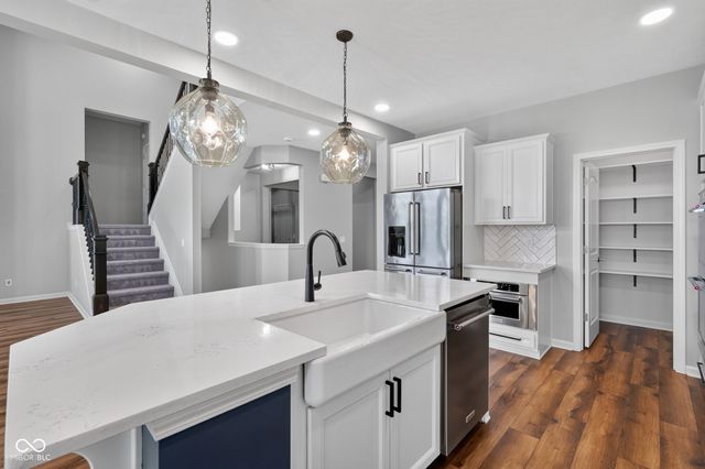 12987 Gilmour Drive, Fishers, IN 46037