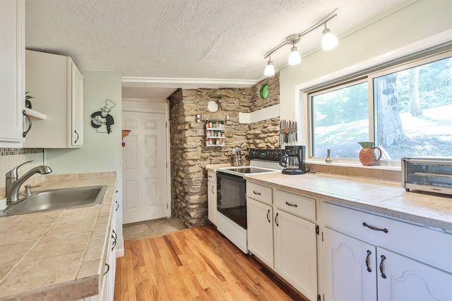 445 Elk Lake Resort Road, 1350, Owenton, KY 40359