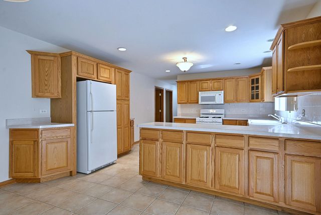 2620 N 72ND Court 1, Elmwood Park, IL 60707