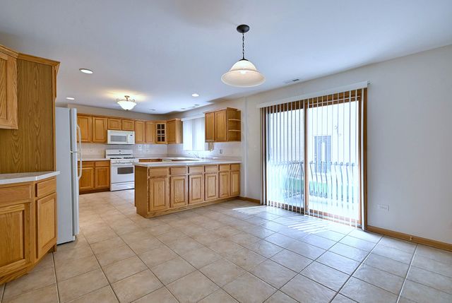 2620 N 72ND Court 1, Elmwood Park, IL 60707