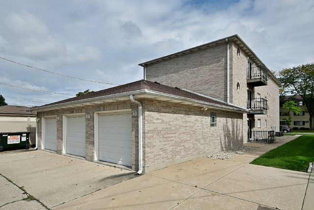 2620 N 72ND Court 1, Elmwood Park, IL 60707