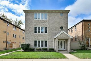 2620 N 72ND Court 1, Elmwood Park, IL 60707