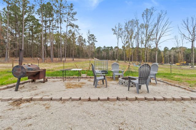 180 Jordan Road, Point Blank, TX 77364