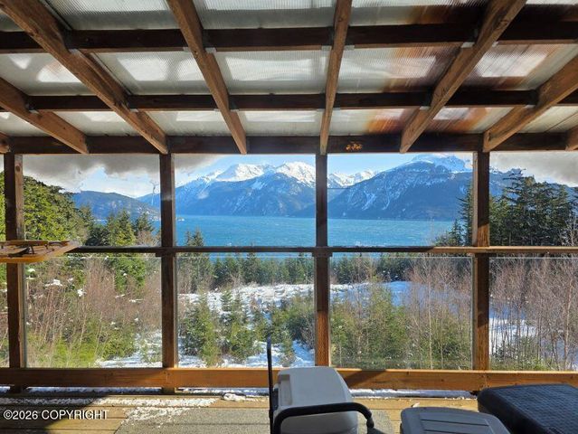 1108 Young Road, Haines, AK 99827