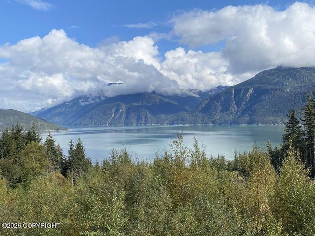 1108 Young Road, Haines, AK 99827