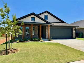 3236 Pagoda Pead Drive, Yukon, OK 73099